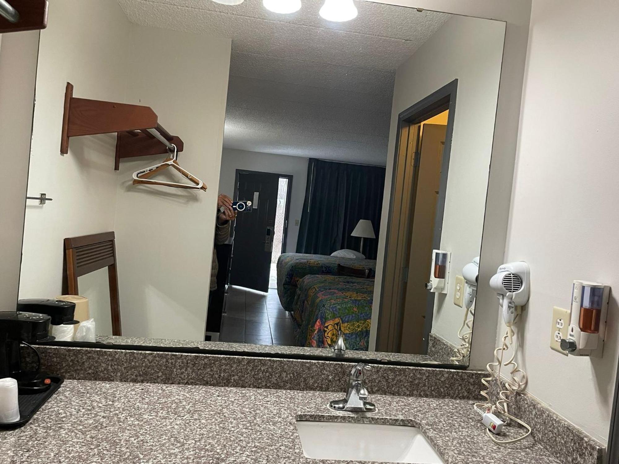Deerfield Inn Ксения Экстерьер фото