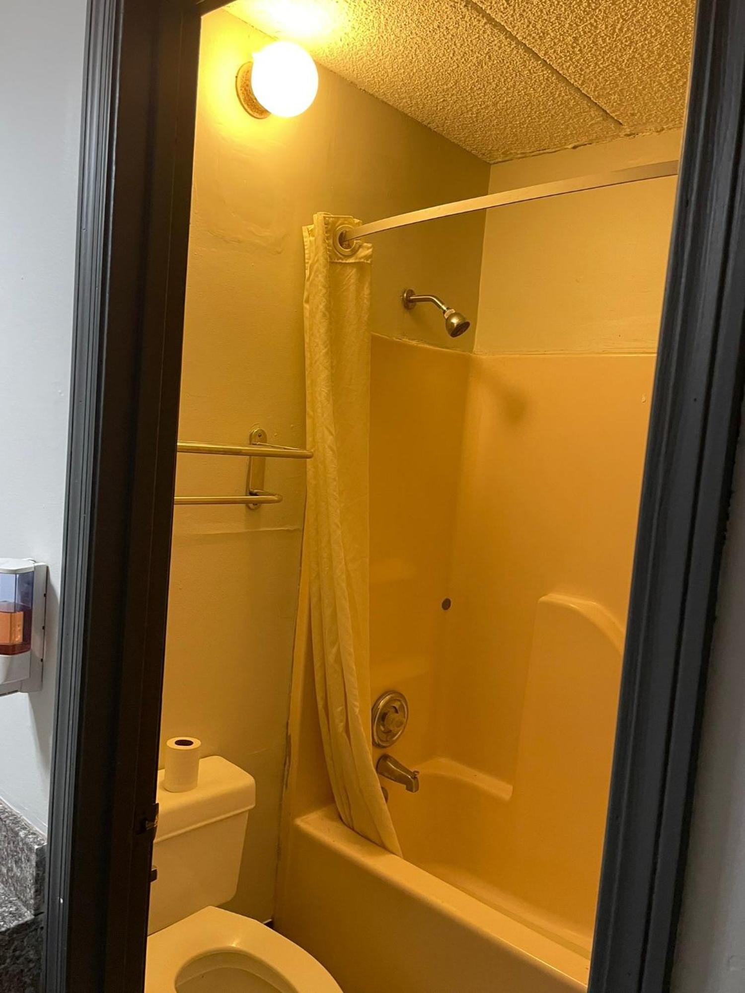 Deerfield Inn Ксения Экстерьер фото