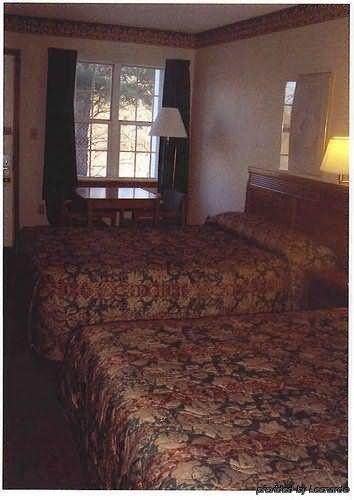Deerfield Inn Ксения Экстерьер фото